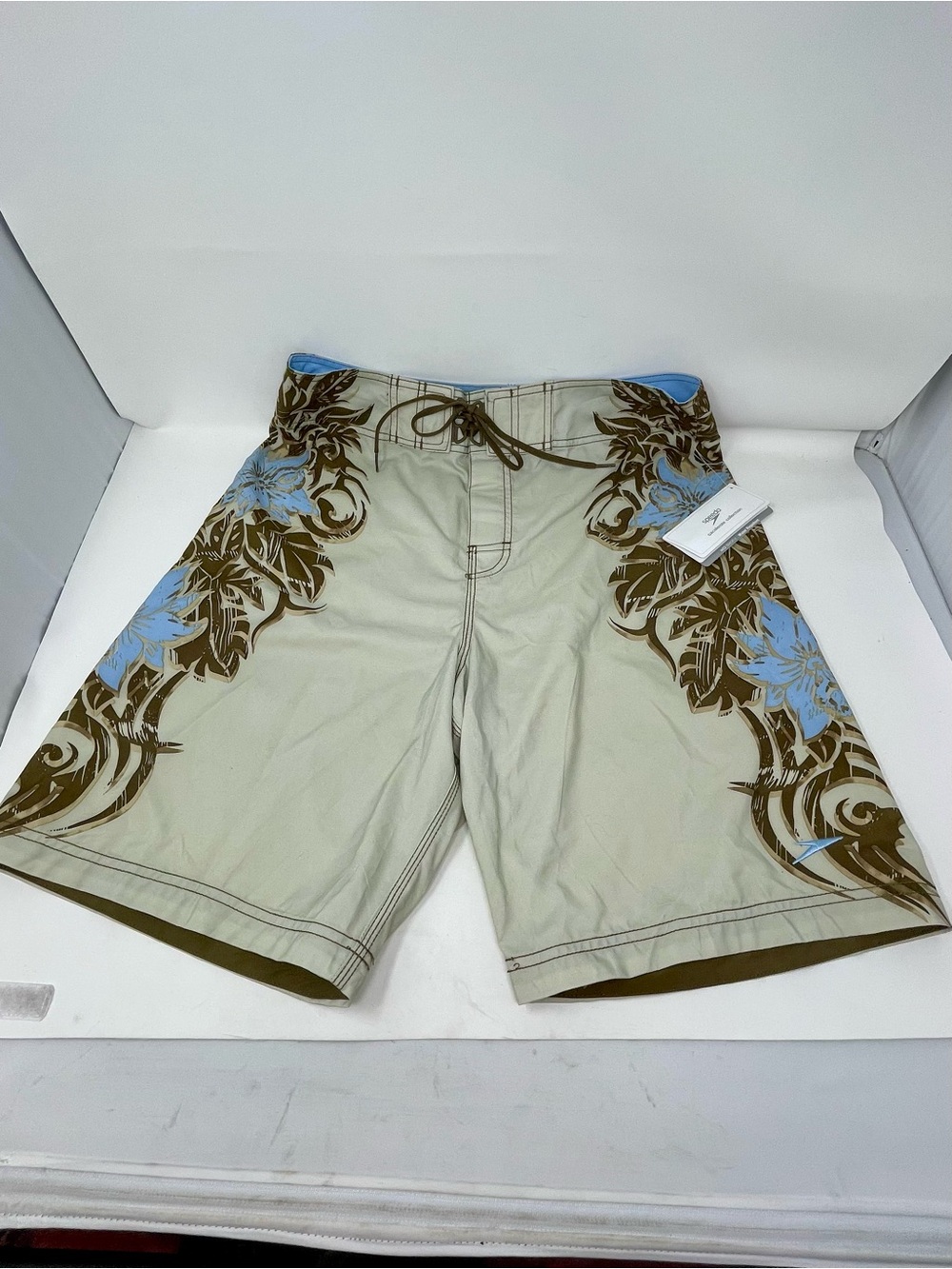 Speedo Beige Board Shorts with Brown and Light Blue Floral Trim size 32